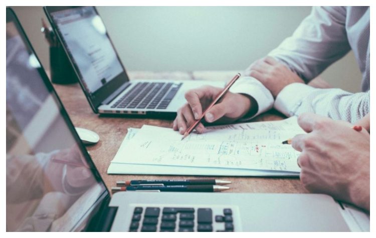 Καταργούνται ως δικαιολογητικά στο Δημόσιο τα Πιστοποιητικά Γέννησης και Οικογενειακής κατάστασης