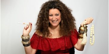 Κατερίνα Βρανά: «Ντερμπεντέρισσα» - Δύο τελευταίες παραστάσεις και βιντεοσκόπηση