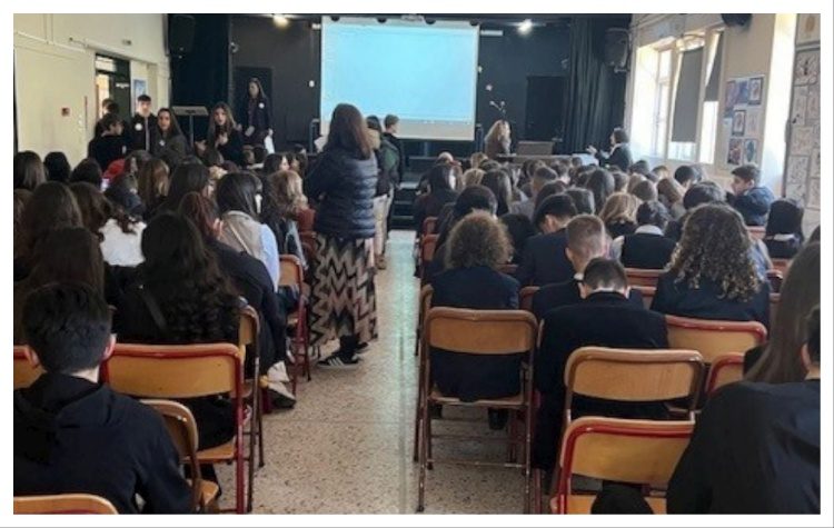 Πρότυπο Γυμνάσιο Αναβρύτων: Εποικοδομητική προσομοίωση A.M.E.C. 2025 από μαθητές Ευρωπαϊκών χωρών