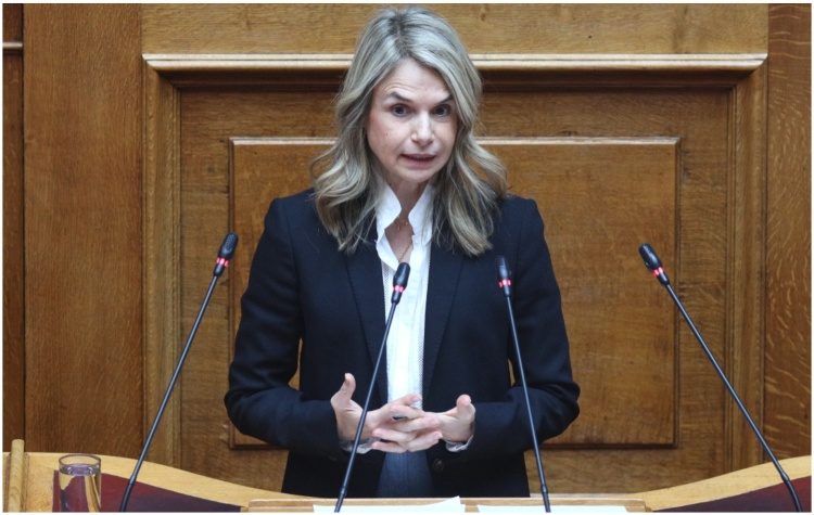 Μιλένα Αποστολάκη: «40% αυξήθηκαν οι δαπάνες του «επιτελικού κράτους» μέσα σε μια 5ετία. 30% περισσότεροι μετακλητοί σε 18 μήνες»
