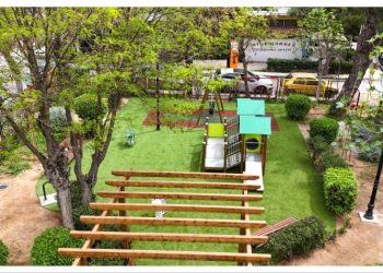 Ανακαινίστηκε η παιδική χαρά Αγ. Ελεούσης και Σοφοκλέους στα Ανάβρυτα