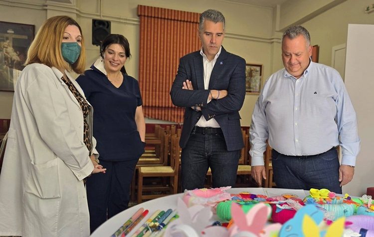 Επίσκεψη Γ. Τομπούλογλου στη Μονάδα Φροντίδας Ηλικιωμένων «Ο Καλός Σαμαρείτης»