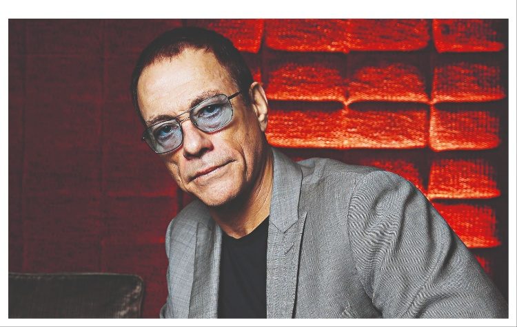 Ζαν-Κλοντ Βαν Νταμ: Στα «σχοινιά»…