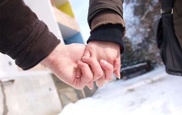 Αποσυνδέοντας σεξουαλική οικειότητα και γάμο