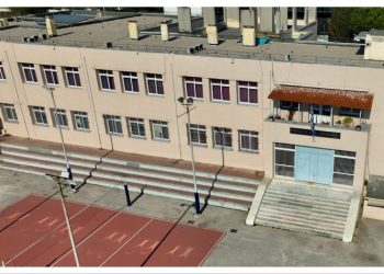 Δ. Πολυχρονιάδης: «Φιέστες – γκράφιτι και στο βάθος …πλημμύρες και ναυάγια!»