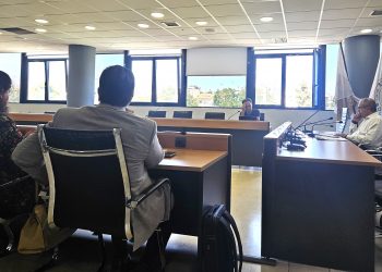 Συνάντηση Νίκου Μπάμπαλου με γονείς και διεύθυνση του 7ου Δημοτικού Σχολείου