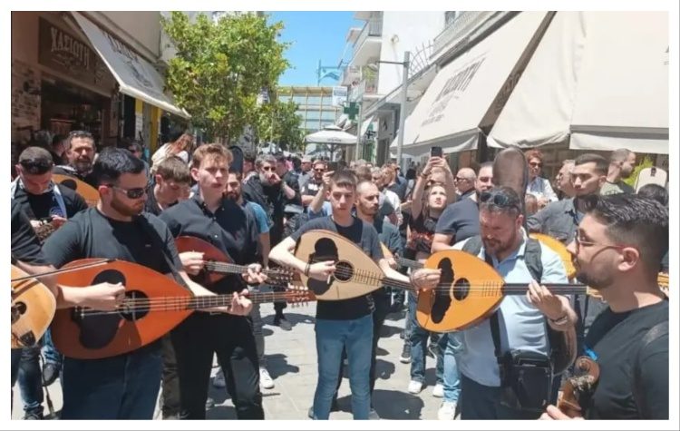 «Ένεση» στο εμπορικό κέντρο Αμαρουσίου η παρουσία φιλάθλων του ΟΦΗ πριν τον τελικό Κυπέλλου