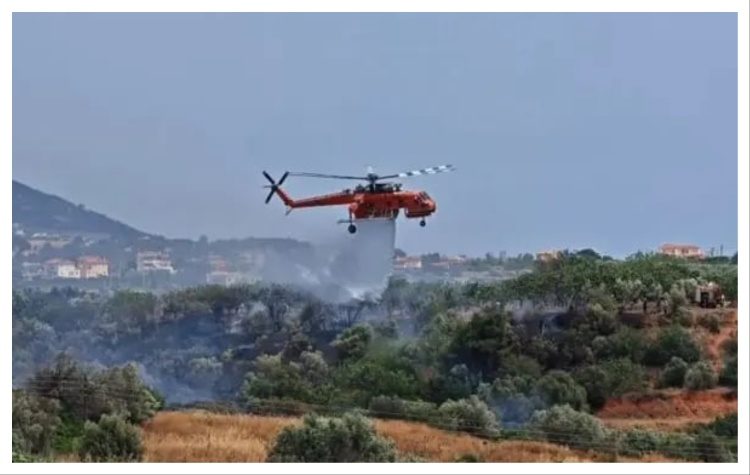 Yπό έλεγχο τρεις πυρκαγιές σε Μαρκόπουλο, Κορωπί και Αυλώνα