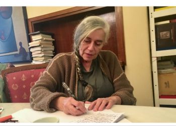 Η Ιωάννα Καρυστιάνη παρουσιάζει το νέο της βιβλίο στο Cine-Δράση