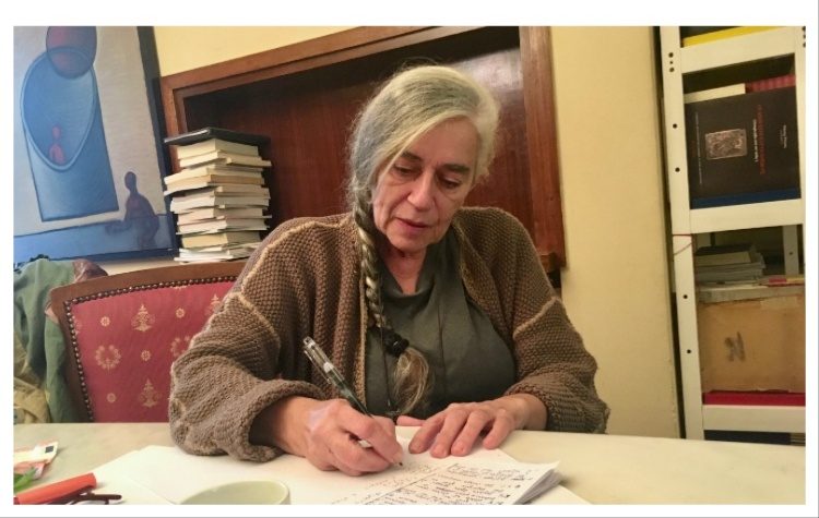 Η Ιωάννα Καρυστιάνη παρουσιάζει το νέο της βιβλίο στο Cine-Δράση