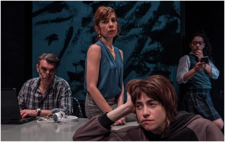 Το «Linda» της Ελένης Σκότη για 2η συνεχόμενη χρονιά στο θέατρο Επί Κολωνώ