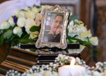 Νίκος Γαλανός: «Τελευταίο αντίο» στο Κοιμητήριο Παπάγου