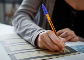 Πανελλαδικές εξετάσεις: Ευχές αιρετών και γονέων στους υποψηφίους