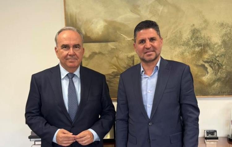 Συνάντηση Ν. Παπαθανάση – Γ. Μυλωνάκη με το «βλέμμα» στις χρηματοδοτήσεις