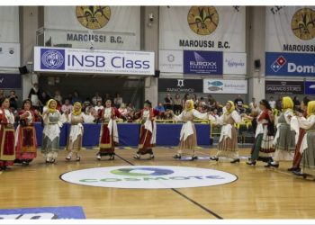 Το Μαρούσι χόρεψε και φέτος παραδοσιακά στο κλειστό του Αγίου Θωμά