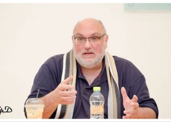 Δ. Πολυχρονιάδης: «Φιέστες – γκράφιτι και στο βάθος …πλημμύρες και ναυάγια!»