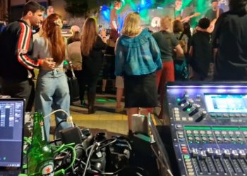 Ένωση Γονέων: Φορτισμένη αλλά και γιορτινή συναυλία για τα σχολεία