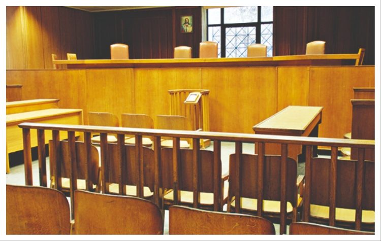 Πολιτική Δικονομία: Δύο χρόνια αντί… έξι