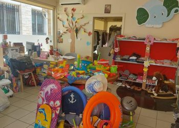 Κοινωνική Ιματιοθήκη Δήμου Διονύσου: Συνεχίζει το έργο της, καλεί σε στήριξη