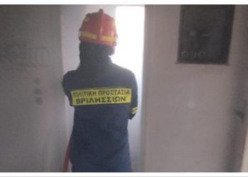 Φωτιά σε εγκαταλελειμμένο σπίτι στα Βριλήσσια