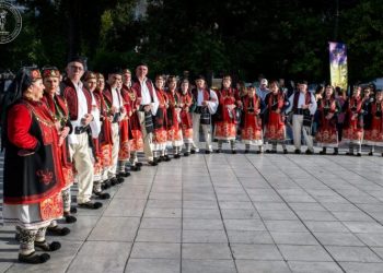«Φιλοχορευτές»: Κάλεσμα σε «Θερινό Αντάμωμα Παραδοσιακών Χορευτικών Ομάδων»