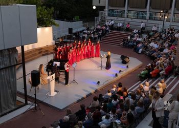 35ο Χορωδιακό Φεστιβάλ: Υπέροχες φωνές πλημμύρισαν την Κηφισιά