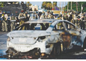 Λος Άντζελες: Χάος στους δρόμους