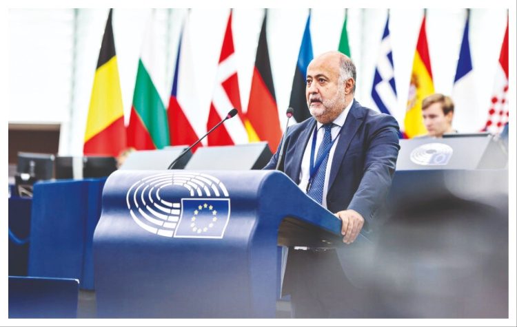 Δημήτρης Τσιόδρας στην «Α»: «Η πίεση που ασκούμε στο Ευρωκοινοβούλιο έχει αποτέλεσμα»