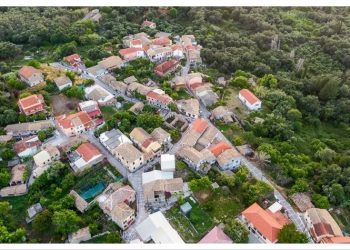 Δόμηση σε οικισμούς κάτω των 2.000 κατοίκων- Τι προβλέπει η νέα ρύθμιση