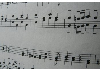 Μελοποιημένη Ποίηση, το Σάββατο 19 Ιουλίου, στο θεατράκι της Πλατείας Ελευθερίας