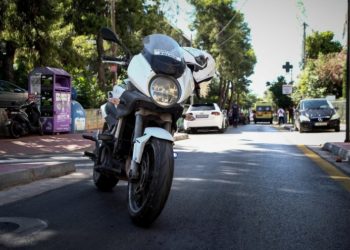 Πέντε συλλήψεις για τη δολοφονία του καθηγητή στην οδό Ειρήνης