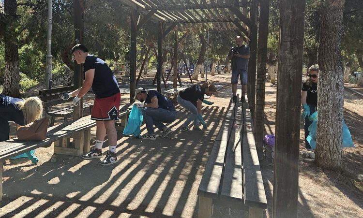 Ξεκίνησαν τα θαλάσσια μπάνια για τα μέλη των ΚΑΠΗ