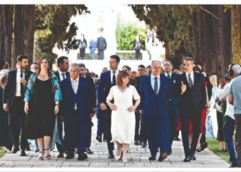 Δημοκρατία ετών 51…