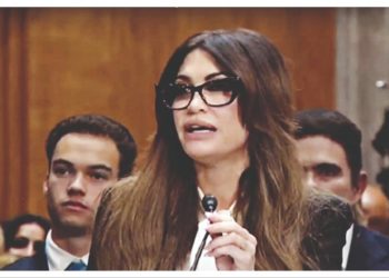 Κίμπερλι Γκιλφόιλ: Ετοιμάζει βαλίτσες