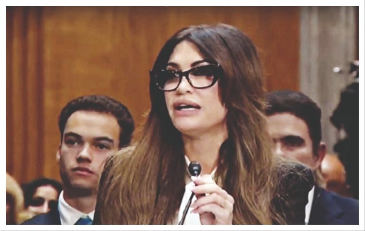 Κίμπερλι Γκιλφόιλ: Ετοιμάζει βαλίτσες