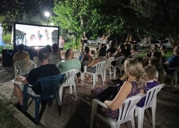 «Ο Καραγκιόζης Μάγειρας» ενθουσίασε τους θεατές στο Κάτω Κουκλάκι