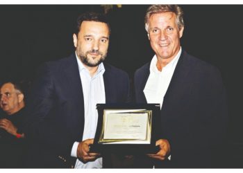 Τον Κωνσταντίνο Χαλιορή βράβευσε η Ευρωπαϊκή Ομοσπονδία Υγρού Στίβου