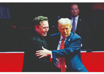 Έλον Μασκ: Ρίχνει «γέφυρες»