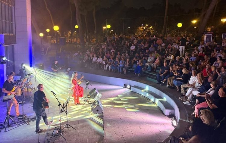 «Απέραντη Ευτυχία» με τη Γεωργία Νταγάκη στο Π.Π.Ι.Ε.Δ.