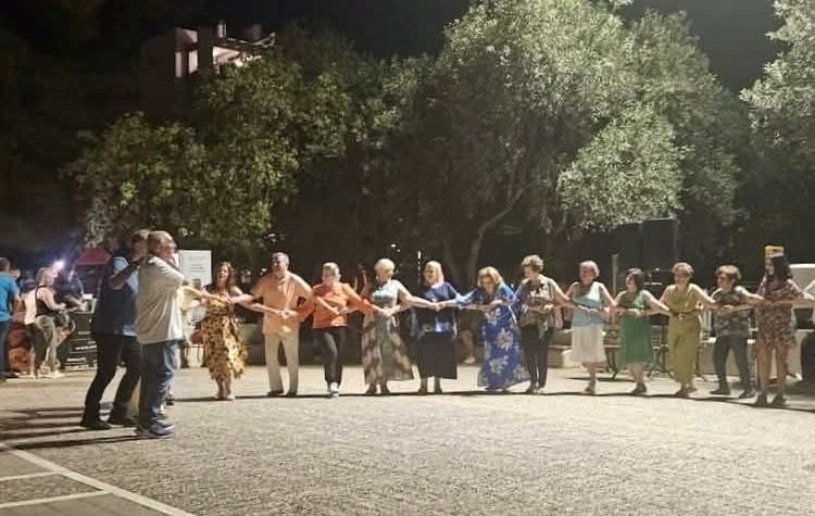 Σύλλογος Κοντοπεύκου - Παραδείσου: Γιορτή μετά… αιτημάτων