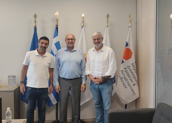 ΔΗΜΟΚΡΑΤΙΚΗ ΣΥΝΕΡΓΑΣΙΑ – ΜΠΡΟΣΤΑ ΜΑΖΙ: Τον γ.γ. Πολιτικής Προστασίας επισκέφτηκε αντιπροσωπεία του συνδυασμού