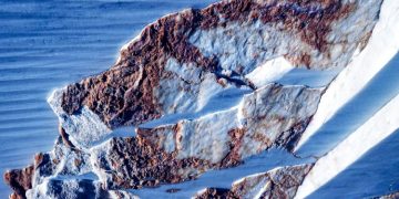 Η έκθεση του τμήματος φωτογραφίας Δήμου Διονύσου πάει… Σύνταγμα