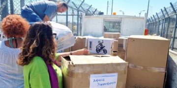 Aποστολή αλληλεγγύης του Δήμου για τους πρόσφυγες της Αμυγδαλέζας