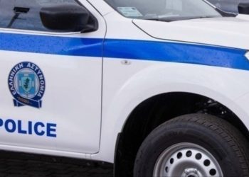 Συνελήφθησαν δύο άντρες που εξαπατούσαν πολίτες παριστάνοντας τους λογιστές