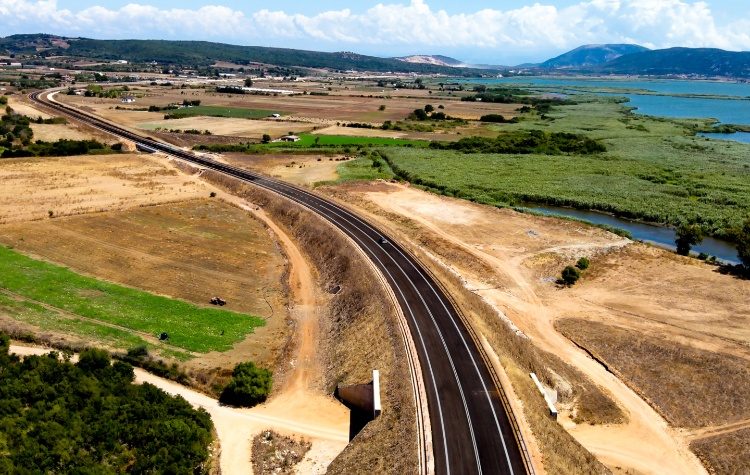 Ο Όμιλος AKTOR έδωσε σε κυκλοφορία τη σύνδεση της Λευκάδας με τον Δυτικό Άξονα, ταχύτερα από το προβλεπόμενο