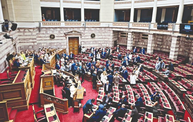 Στον αστερισμό του ΟΠΕΚΕΠΕ