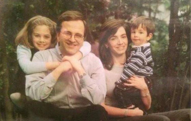 Έφυγε ξαφνικά από τη ζωή η κόρη του Αντώνη Σαμαρά, Λένα - Συλλυπητήρια μηνύματα του πολιτικού κόσμου