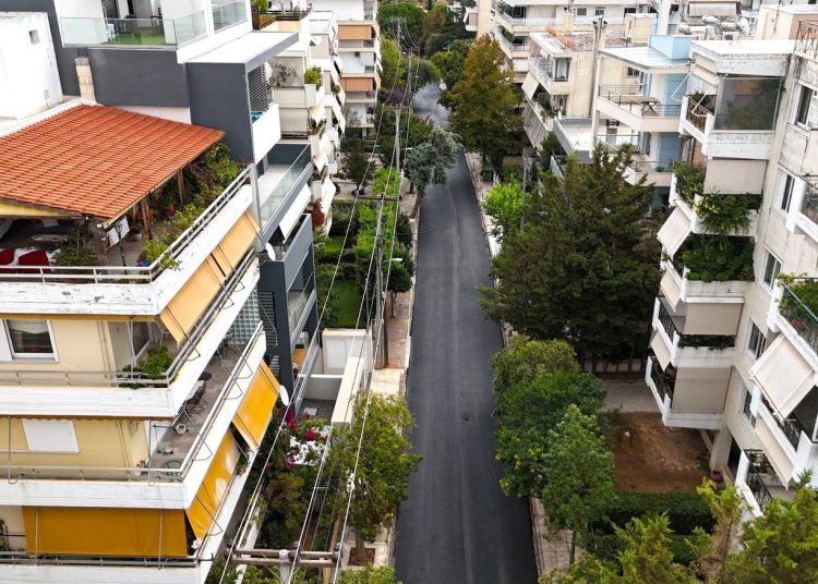 Νέες ασφαλτοστρώσεις στο Στούντιο Α από τον Δήμο Αμαρουσίου