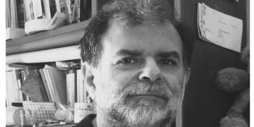 Ο Στρατής Μπουρνάζος μιλάει για το νέο του βιβλίο