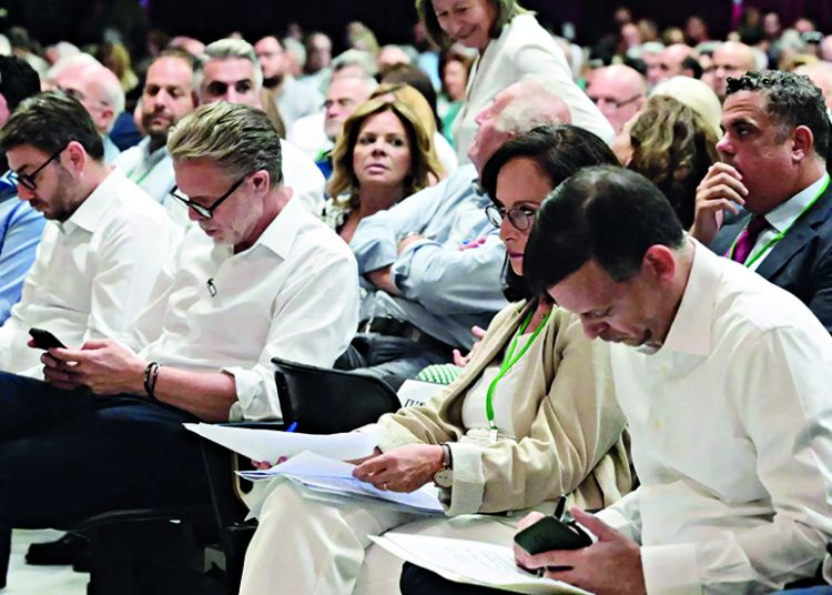 Πολιτικές ζυμώσεις: ΠΑΣΟΚ, Τσίπρας, Σαμαράς